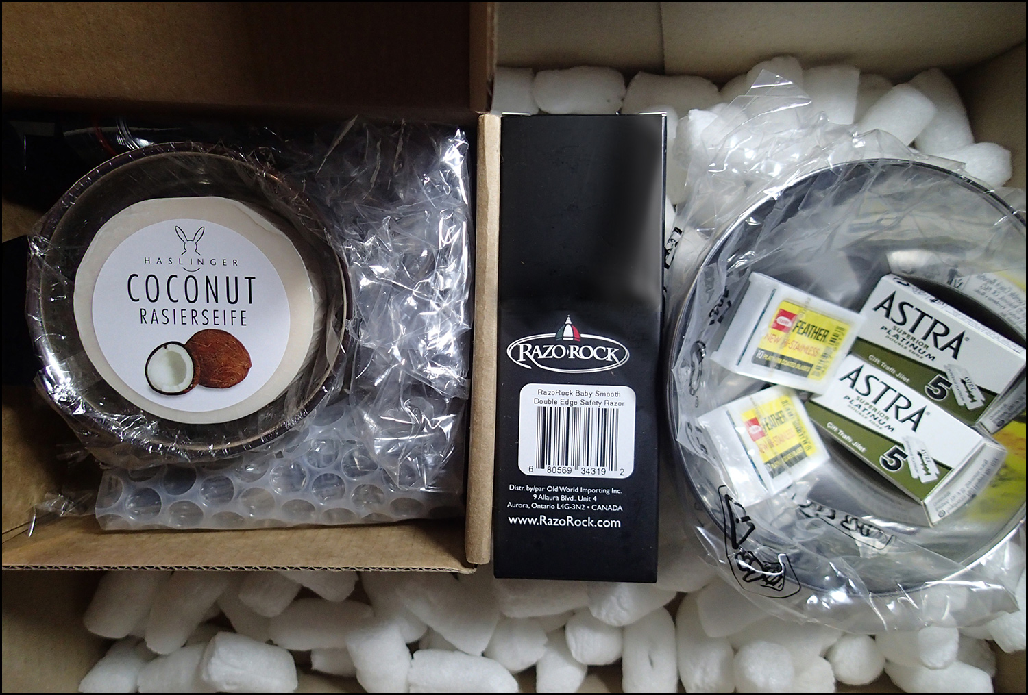 Haslinger Shaving Soap - COCONUT & RAZOROCK BABY SMOOTH Razor