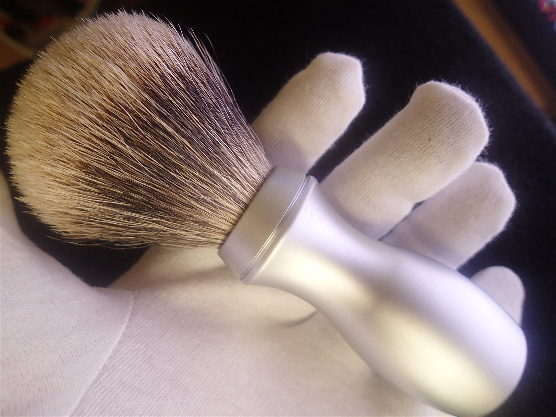 BRUSHED CHROME METAL ( LONG ) HANDLE - SILVERTIP BADGER SHAVING BRUSH - 24mm ( SOLID METAL HANDLE ) AUSTRALIA