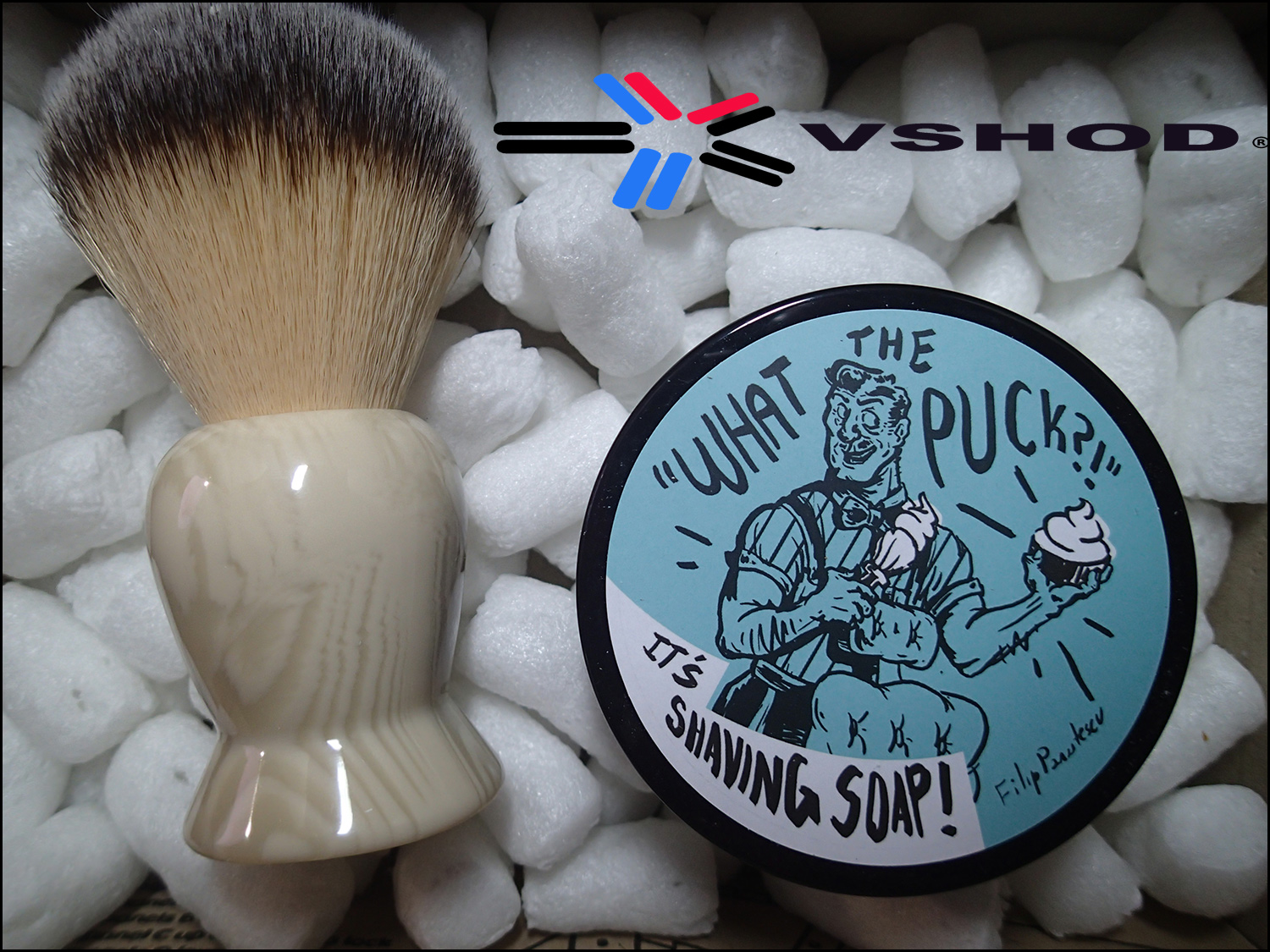 RAZOROCK MONSTER PLISSOFT SHAVING BRUSH - 26mm ( HEAVY RESIN SHAVE BRUSH HANDLE )